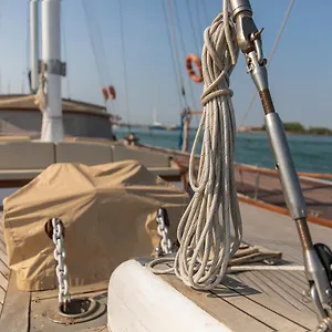 Boat San Marco Veneza